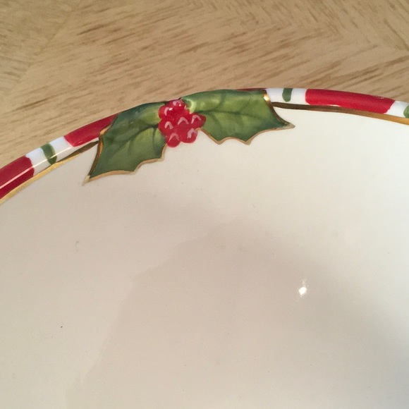 Letters To Santa Round Vegetable Bowl by Christopher Radko - Picture 4 of 9